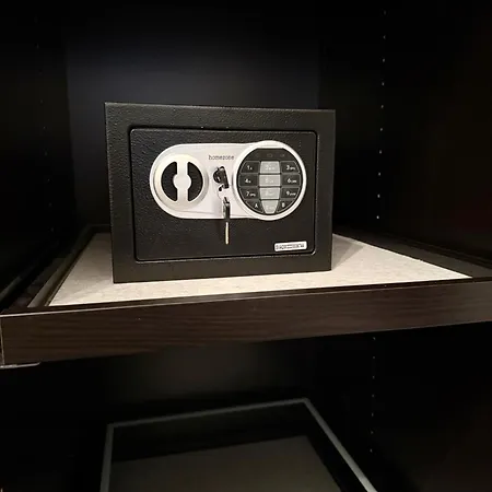 Gellert Spacious Apartamento Budapeste