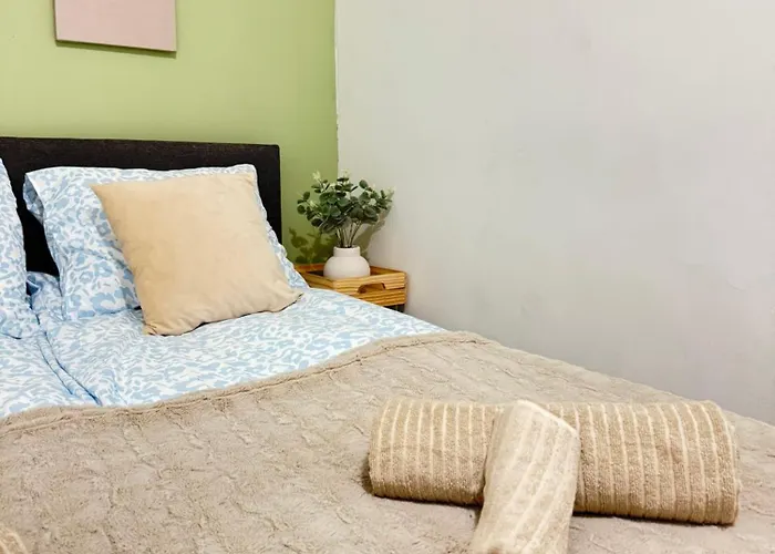 Gellert Spacious דירה *