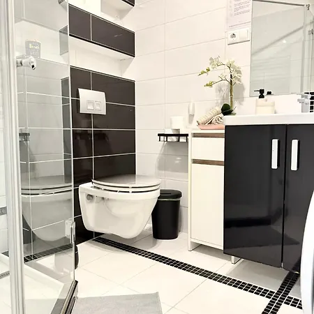 Gellert Spacious * بودابست