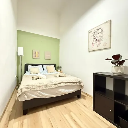 شقة Gellert Spacious *