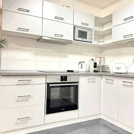 Apartment Gellert Spacious Budapest