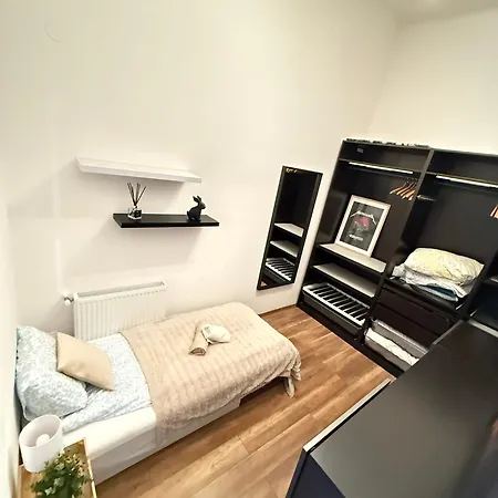 Gellert Spacious